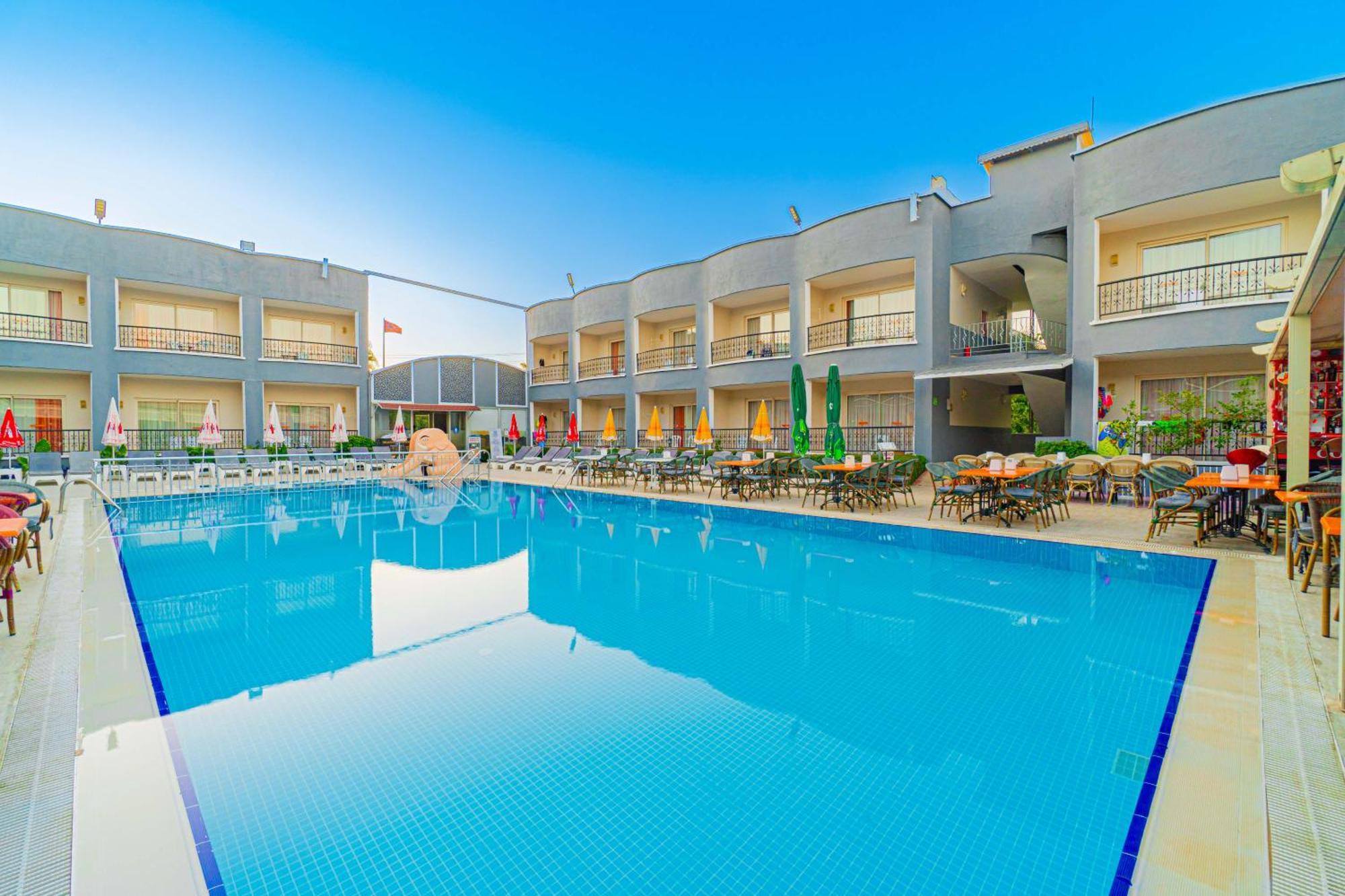 Sayanora Hotel Side Exterior foto